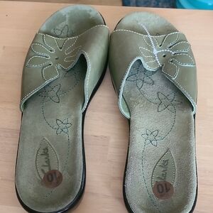 Clarks Women's Green Floral Slide Sandals